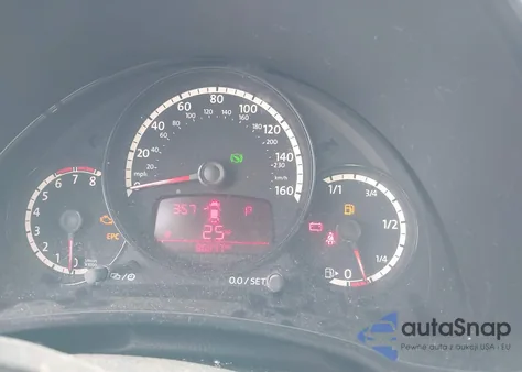 2013 Volkswagen Beetle 2.5L Entry из США, поврежденный, VIN 3VWFX7AT6DM603784